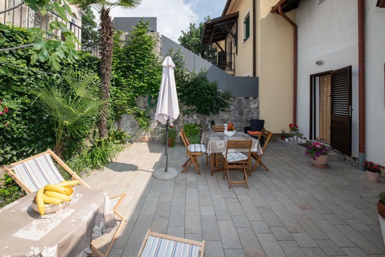 Studio Apartman Tasha Opatija Exterior foto